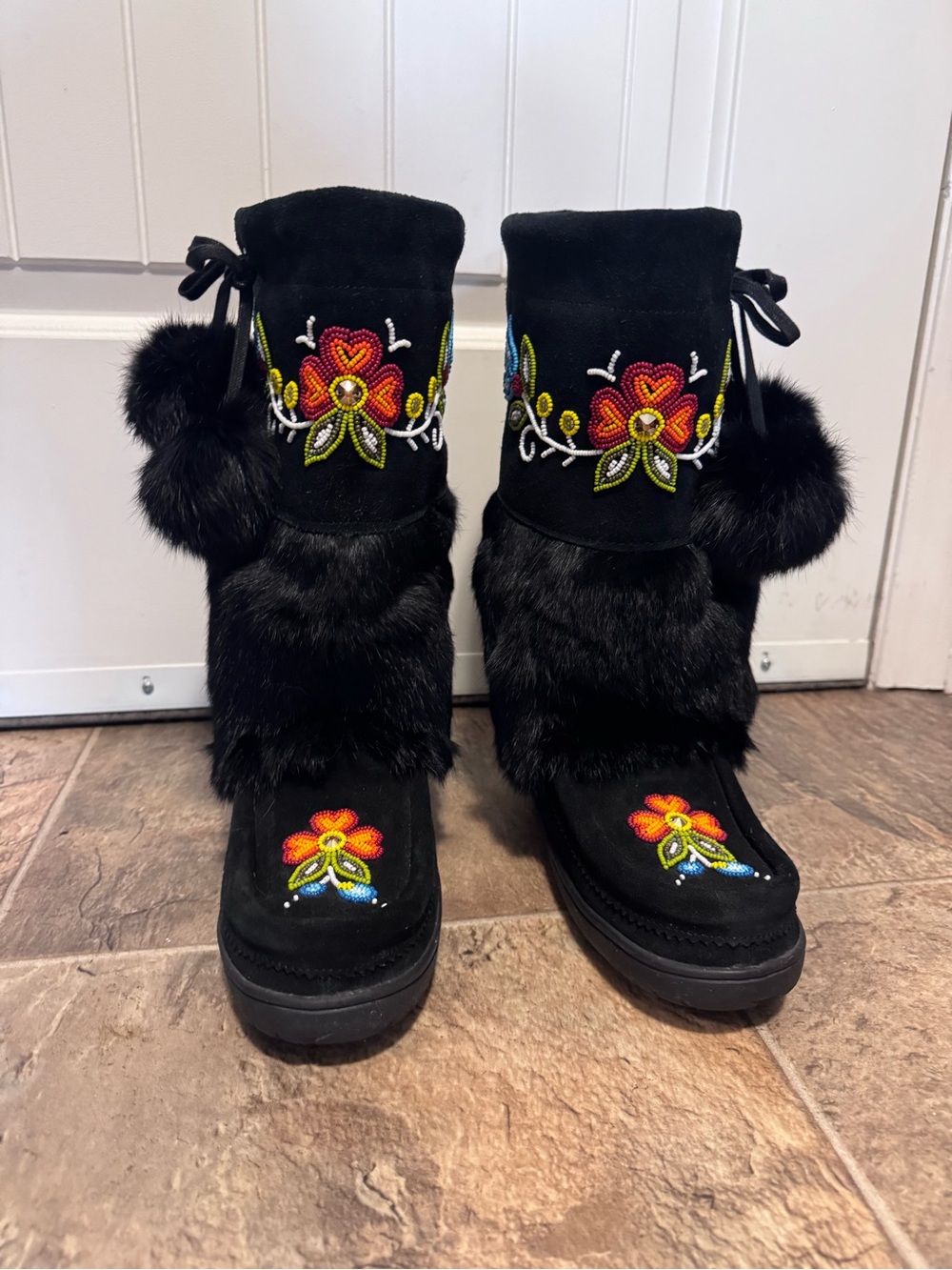 Manitobah Mukluks Bloom Collection